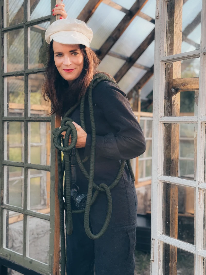 Gardening Outfit Set – Garden Suit & Leather Gloves