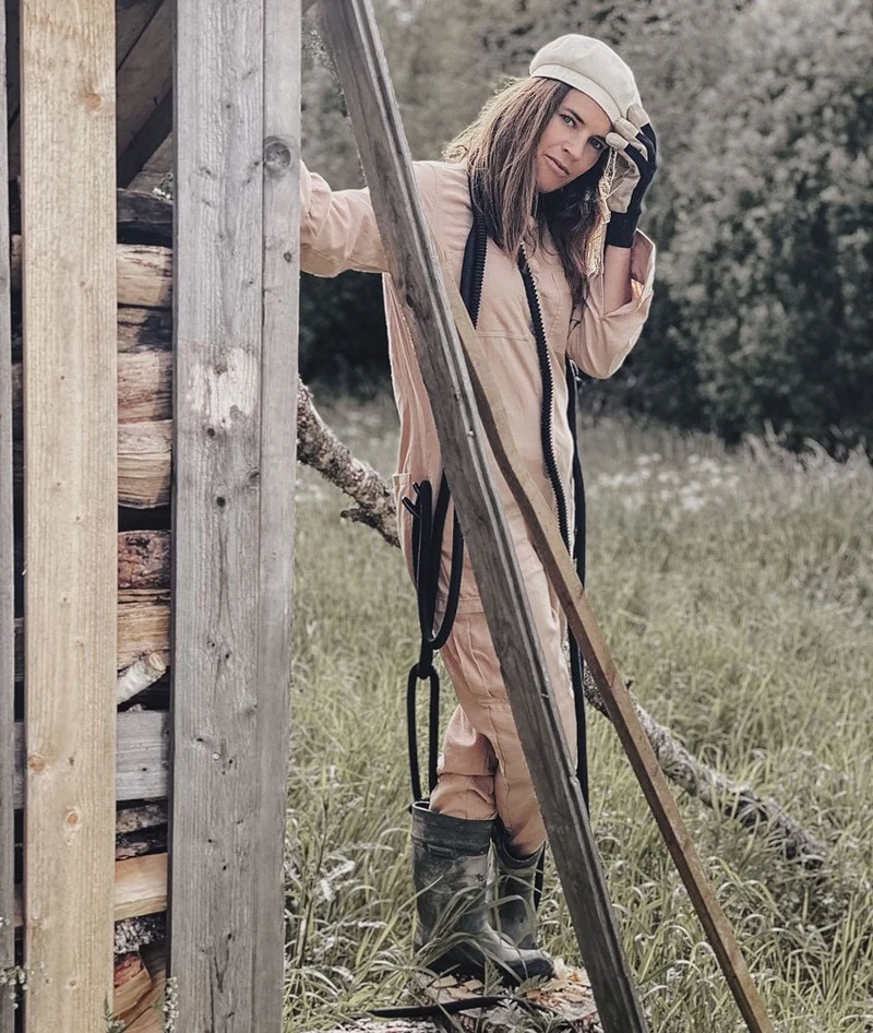Gardening Outfit Set – Garden Suit & Leather Gloves