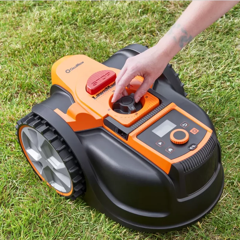 LawnMaster OcuMow® AMB16i-600 Plus | Auto Charging Vision Robot Lawn Mower with App