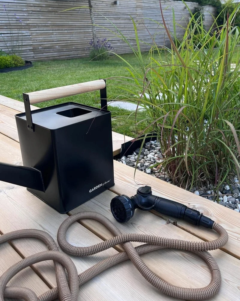 Watering Can Premium