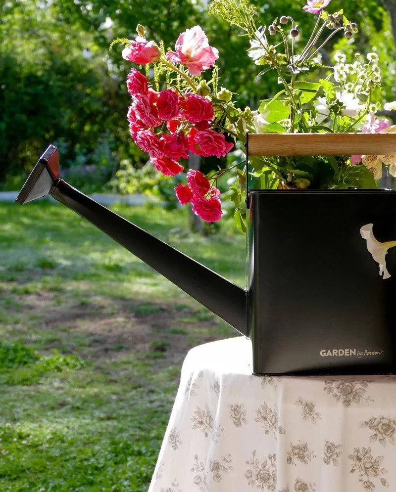 Watering Can Premium