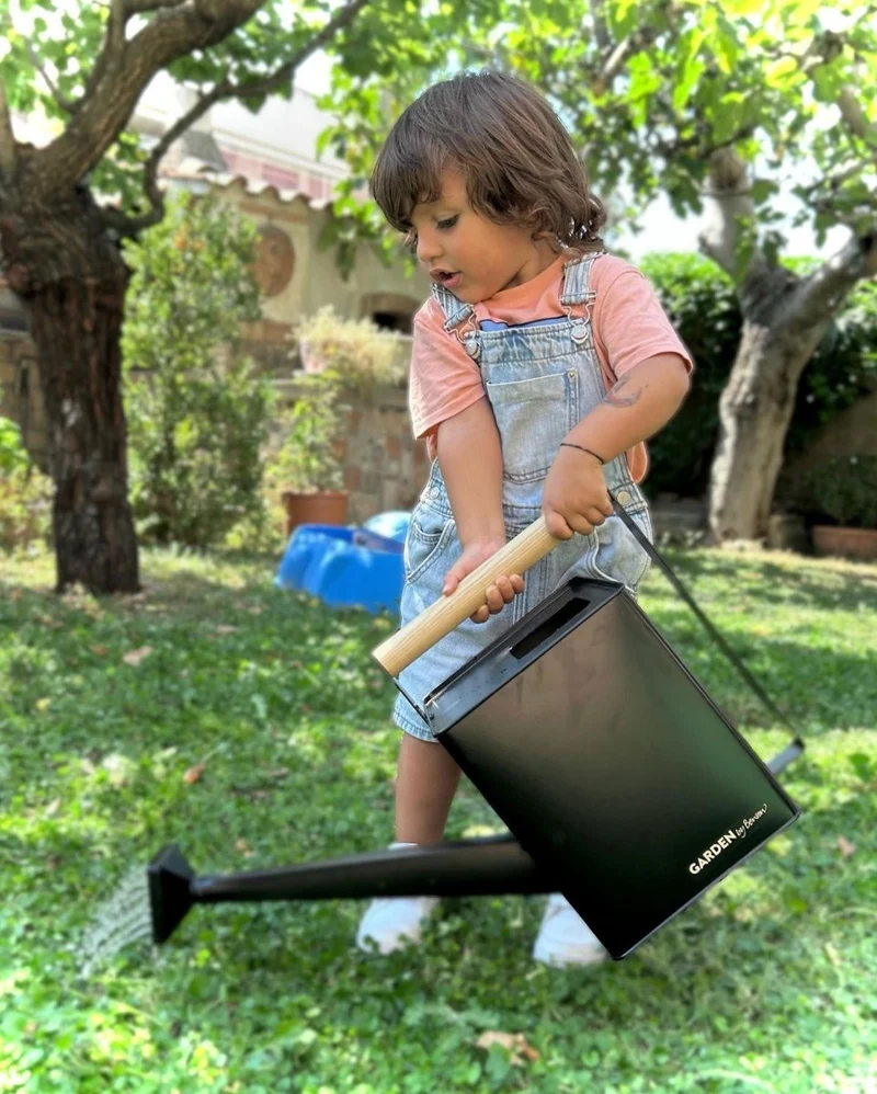 Watering Can Premium