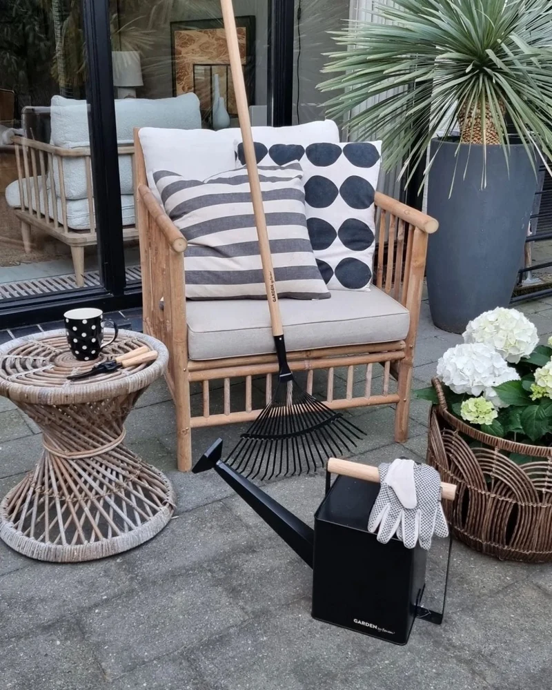Watering Can Premium