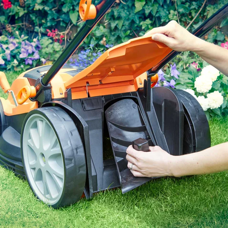 LawnMaster 1800W 40cm | Electric Lawn Mower