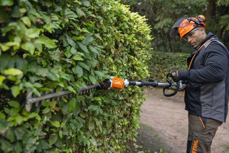 STIHL Akku-Heckenschere HLA 66 Set mit Akku AP 20