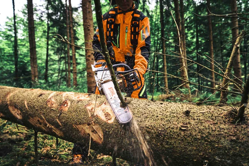 STIHL Profi-Benzin-Motorsäge MS 300 C-M, RS Pro, Schienenlänge 35 cm