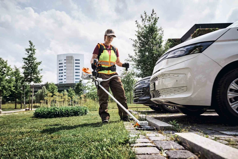 STIHL Akku-Kreiselschere RGA 140, ohne Akku und Ladegerät