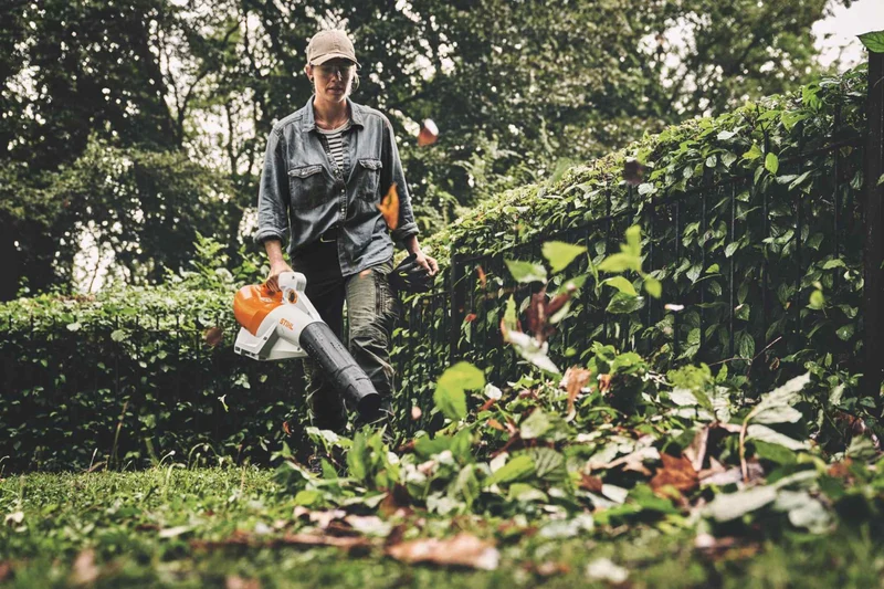 STIHL Akku-Laubbläser BGA 250, ohne Akku und Ladegerät