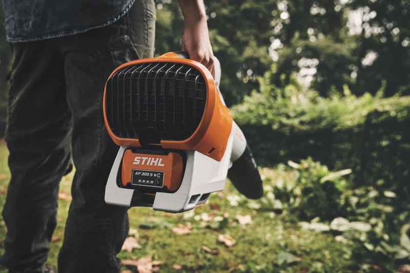 STIHL Akku-Laubbläser BGA 250, ohne Akku und Ladegerät