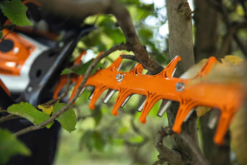 STIHL Akku-Heckenschere HSA 130 T, 60 cm ohne Akku und Ladegerät