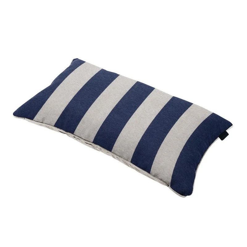 Madison sierkussen Amora blue 30x50 cm
