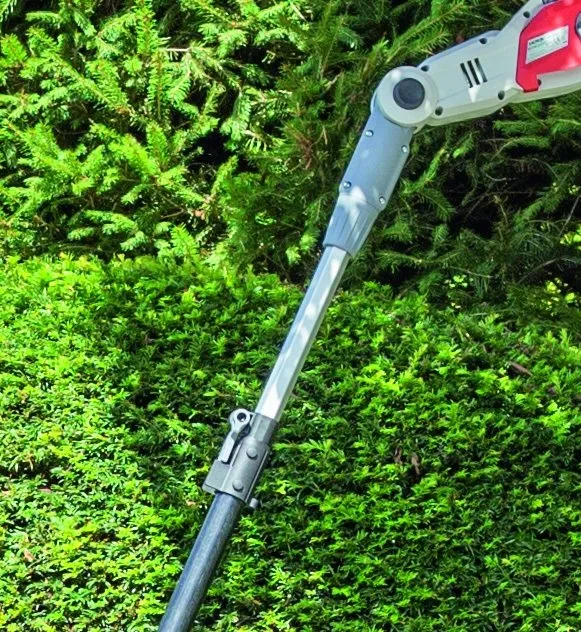 IKRA Akku Teleskop-Heckenschere IATHS 40-43