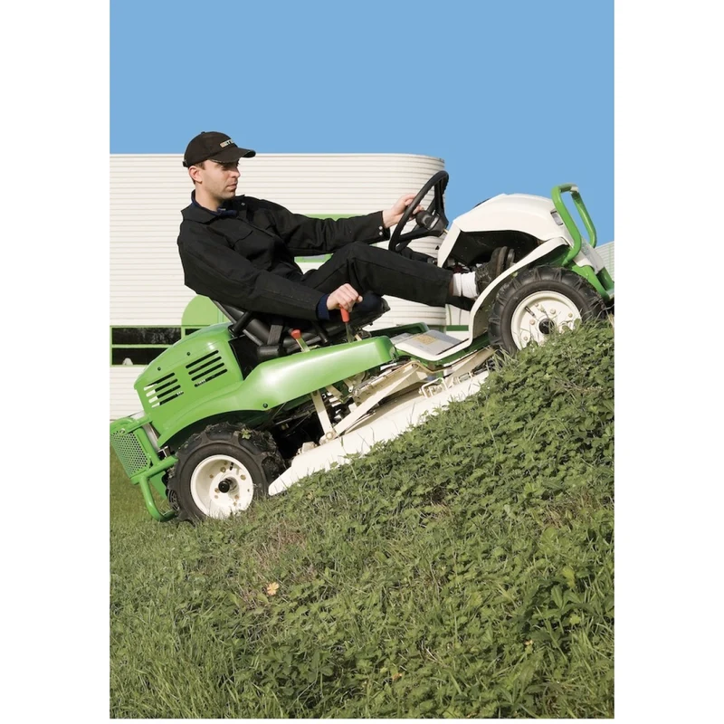 Aufsitzgestrüppmäher Attila 98X