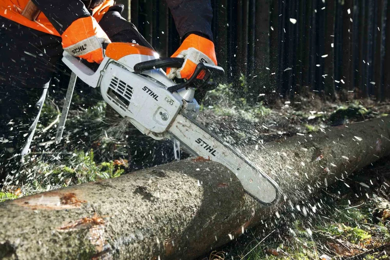 STIHL Profi Motorsäge MS 201 C-M, PS3, Schienenlänge 35cm
