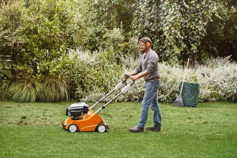 STIHL Benzin-Rasenlüfter RL 540