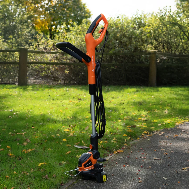 Yard Force 350W Elektro-Rasentrimmer ET U25 – 25 cm Schnittbreite, Teleskopstiel (95-110 cm), Kantenrad, Fußpedal-Winkelverstellung, Pflanzenschutz