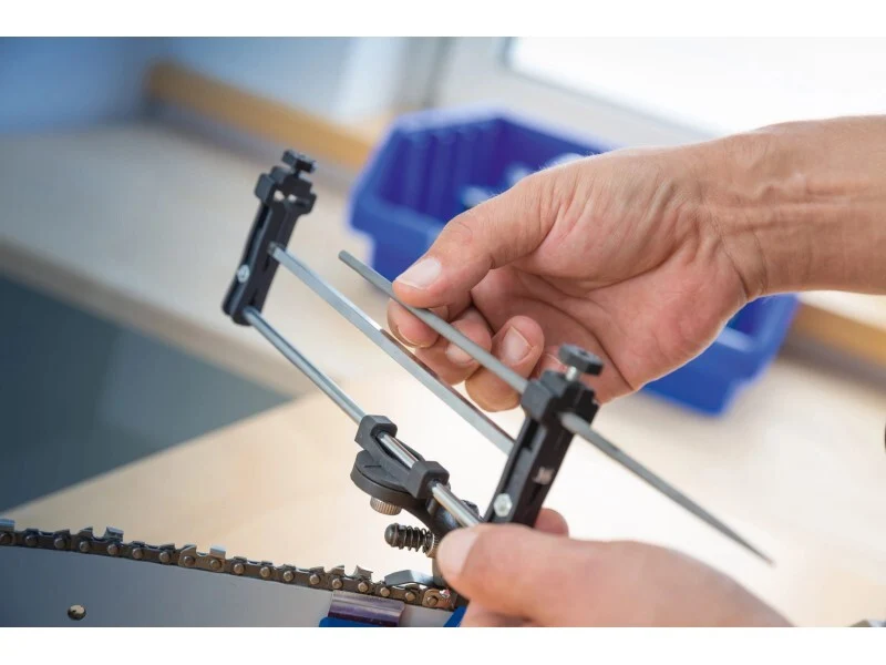 B-Ware LUX-TOOLS Sägekettenschärfgerät Kettensäge Schärfgerät Winkeleinstellung 35°