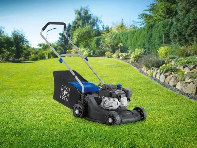 B-Ware LUX-TOOLS Benzin-Rasenmäher B-RM-132/40 Mäher 2,1 kW 132cm³ 40cm Schnittbreite