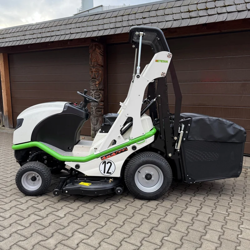 Etesia Rasentraktor Buffalo 124 HVHPX und HVHP