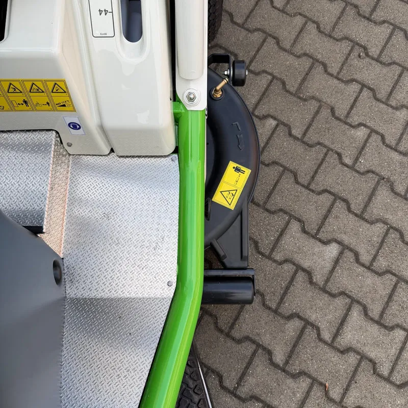 Etesia Rasentraktor Buffalo 124 HVHPX und HVHP