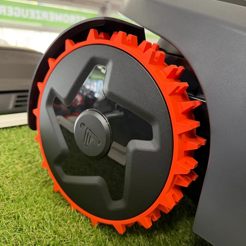 Segway Navimow H206E für Rasenflächen bis zu 600m²