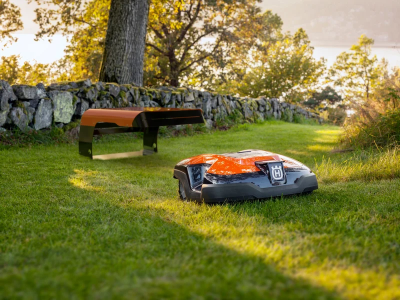 Vader L – Garage per robot tagliaerba grandi