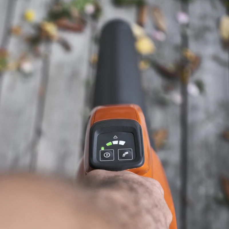 Husqvarna Akku Laubbläser 120iB