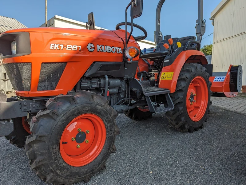 EK1-261 D Kompakttraktor stark und günstig Tageszulassung