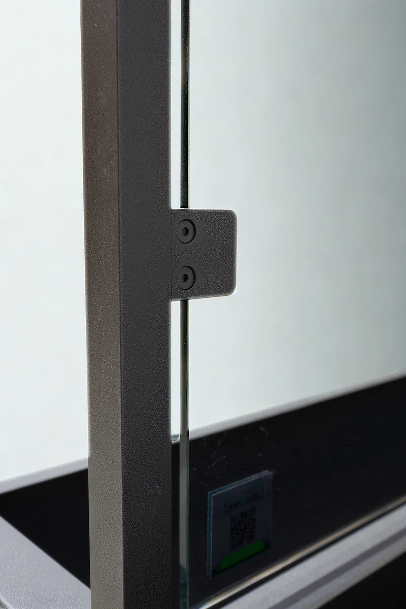 Mobiler Windschutz Pflanzkasten rostfrei Breite 150cm mit Rollen Sicherheitsglas Klarglas