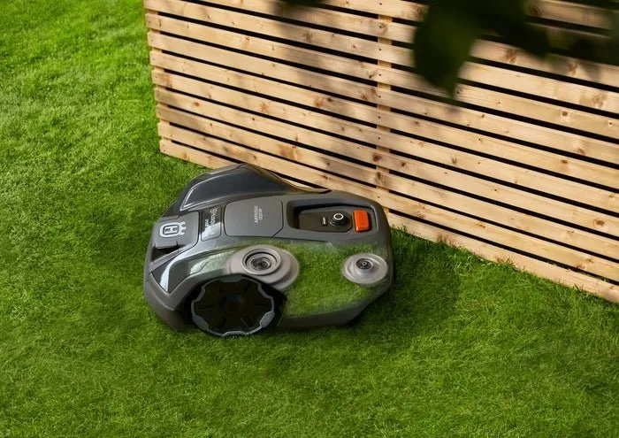 Husqvarna Automower 305E Nera