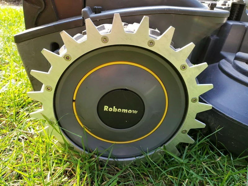 Robomow RM Modelle - 204 MIBROBO Blackline Spikes