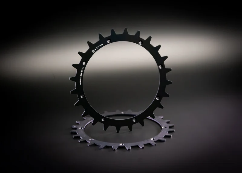 McCulloch Rob R10 / R600 Modelle - 177 MIBROBO Blackline Spikes