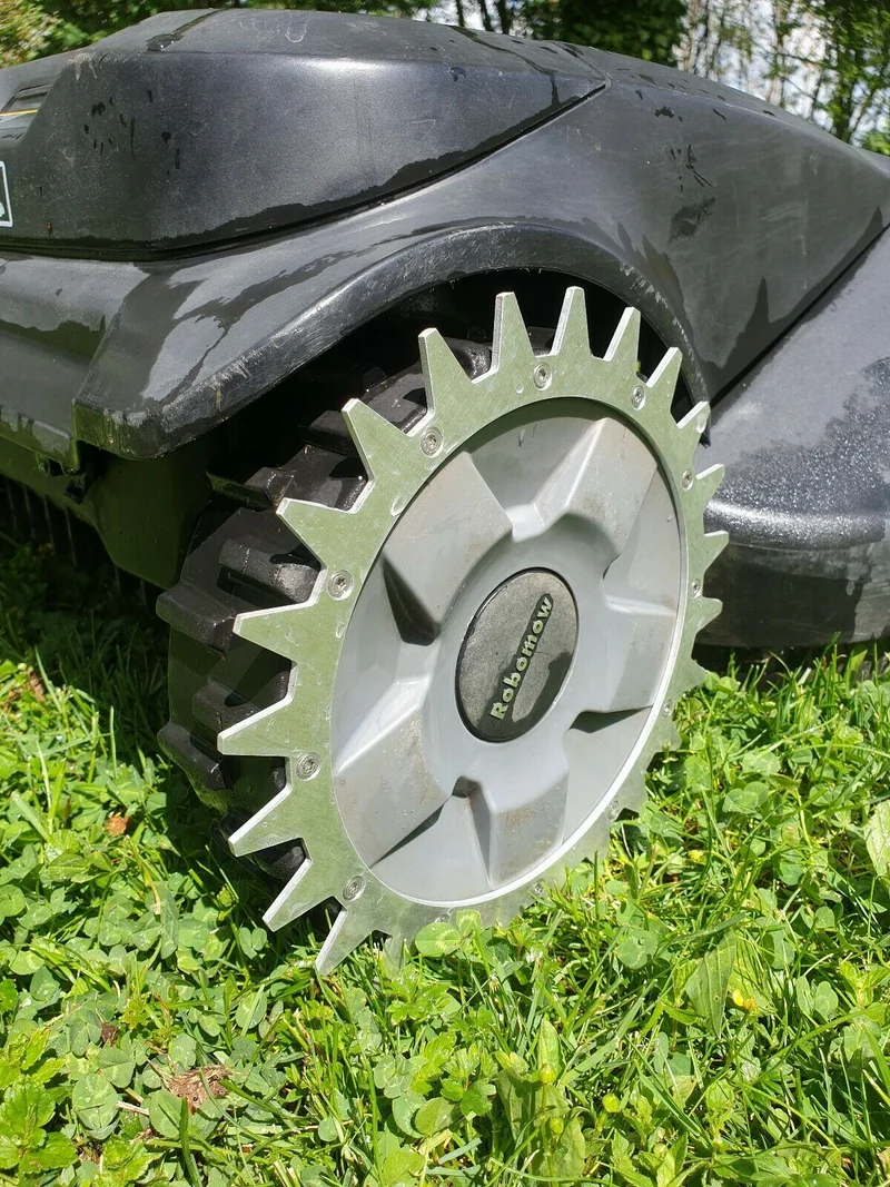 Robomow RS / MS / TS Modelle - 204 MIBROBO Blackline Spikes