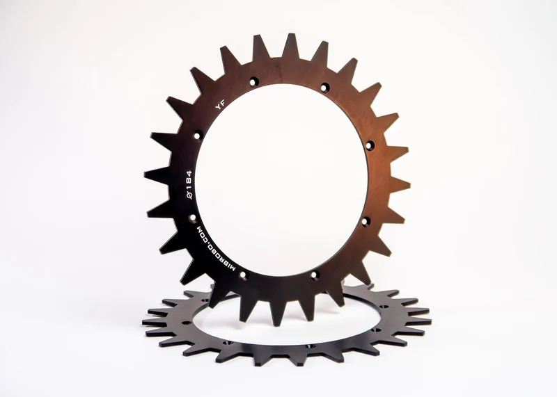 Yardforce SA / SC / SE 500 / 600 / 800 / 900 Modelle - 184 MIBROBO Blackline Spikes inkl. Spurverbreiterung