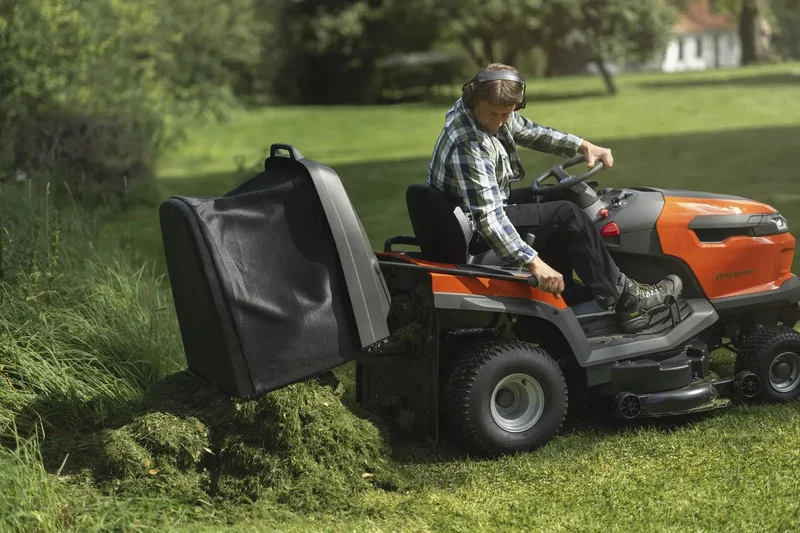Husqvarna Rasentraktor TC 220T Top-Modell