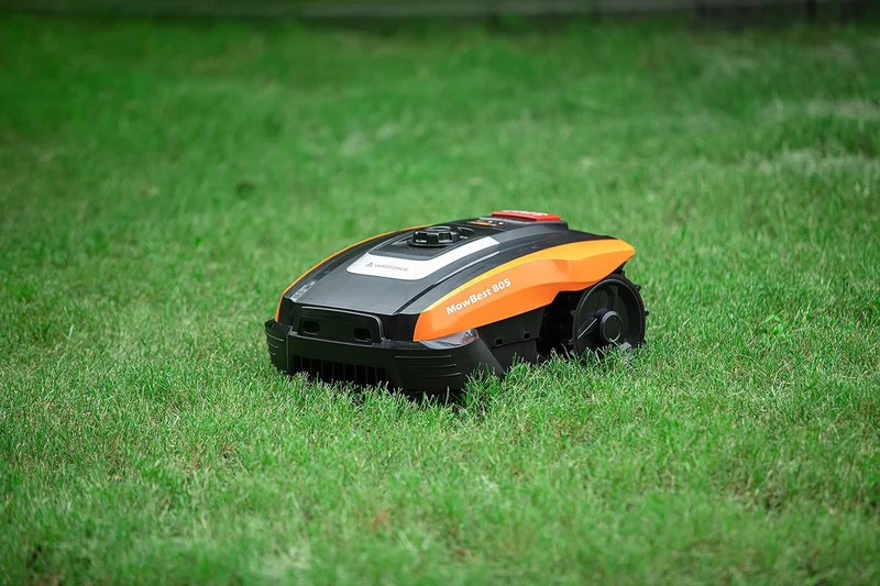 Yard Force MowBest 805 Mähroboter (bis 250 m², 20V 2,0 Ah) – Automatischer Rasenroboter mit Kantenschnitt, 30 % Steigung & Sicherheits-Sensoren
