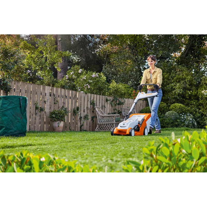 Stihl Akku-Rasenmäher RMA 239.1 C / ohne Akku und Ladegerät