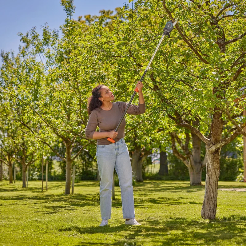 Gardena Baum- und Strauchschneider StarCut Pro S