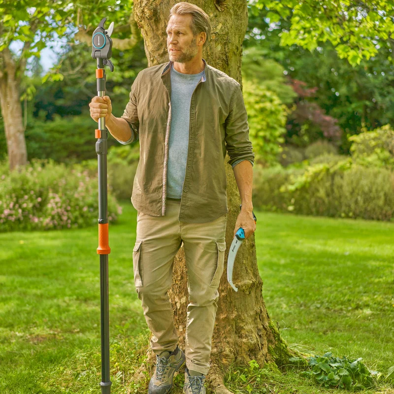 Gardena Teleskop-Baum- und Strauchschneider StarCut Pro L