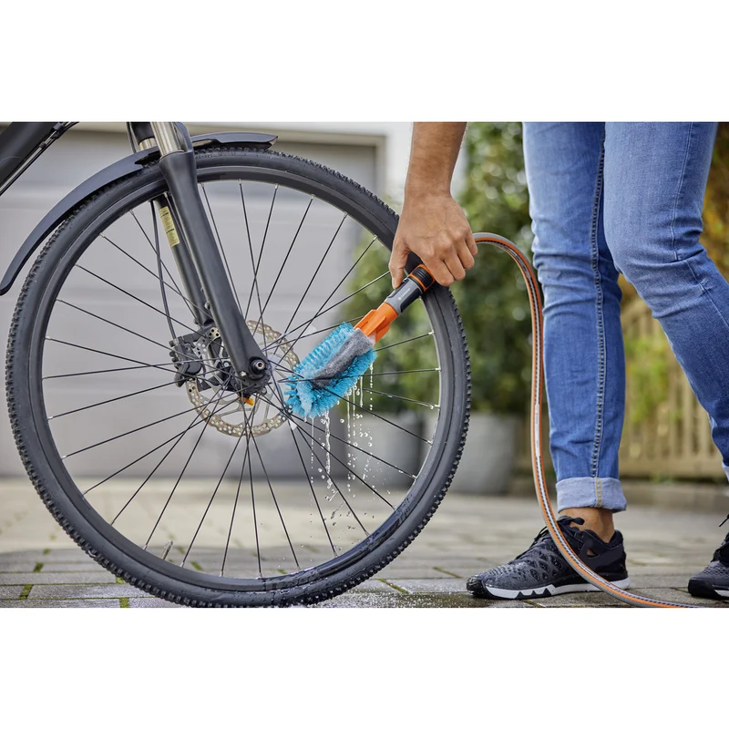 Gardena Cleansystem / Fahrradbürste