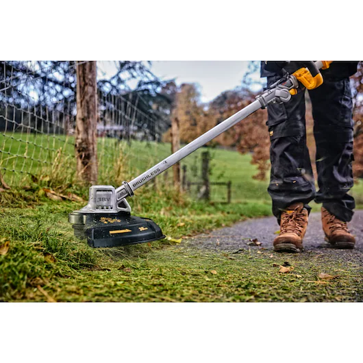 DeWALT DCMST561 N-XJ 18 Volt Akku-Rasentrimmer (bürstenlos)