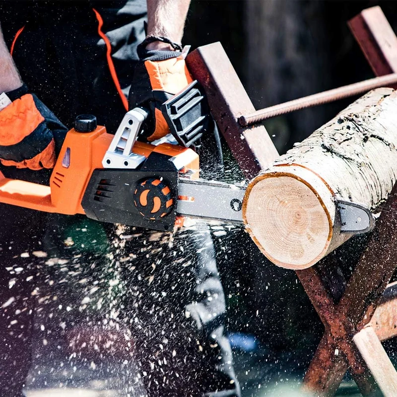 Yard Force 40V Akku-Kettensäge (35 cm Oregon-Schwert) – Leistungsstarke Motorsäge inkl. 2x 2,0 Ah Akku, Schnelllader & werkzeugloser Kettenspannung