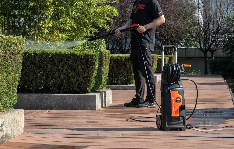 Yard Force EW U15C Premium Hochdruckreiniger (2000 W, 150 bar) – Power-Reiniger mit Schlauchtrommel, Teleskopgriff & Vario-Twist-Düse