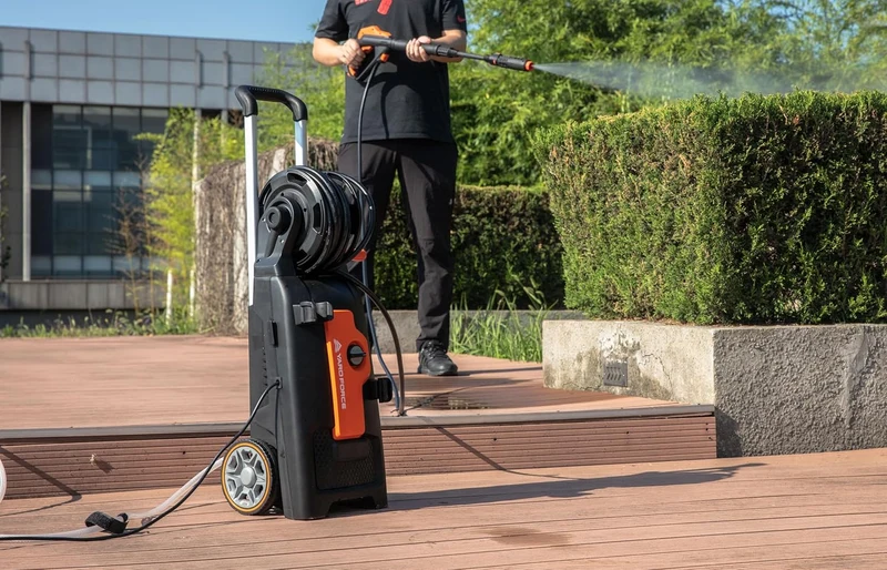 Yard Force EW U15C Premium Hochdruckreiniger (2000 W, 150 bar) – Power-Reiniger mit Schlauchtrommel, Teleskopgriff & Vario-Twist-Düse