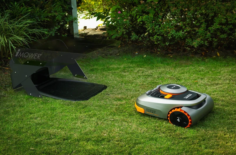 Mährobotergarage Möbius L für Ambrogio Robot 4.0 RTK, Honda Miimo, Husqvarna Automower NERA, Segway Navimow H Serie und mehr