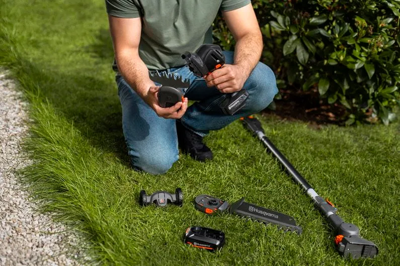 Gras- und Strauchschere Aspire® S20-P4A