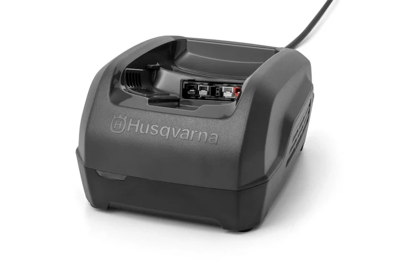 Akku-Schnellladegerät QC250 - 250 W / 230 V