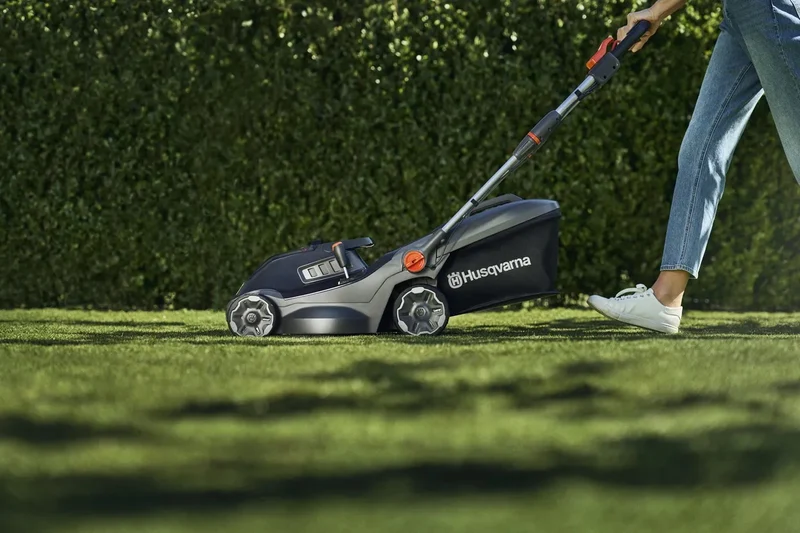 Rasenmäher Aspire® LC34-P4A