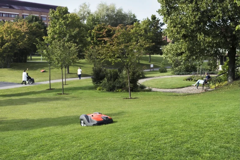 Automower® 550 Professional