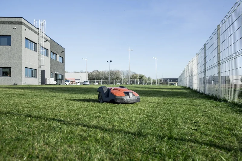 Automower® 550 Professional